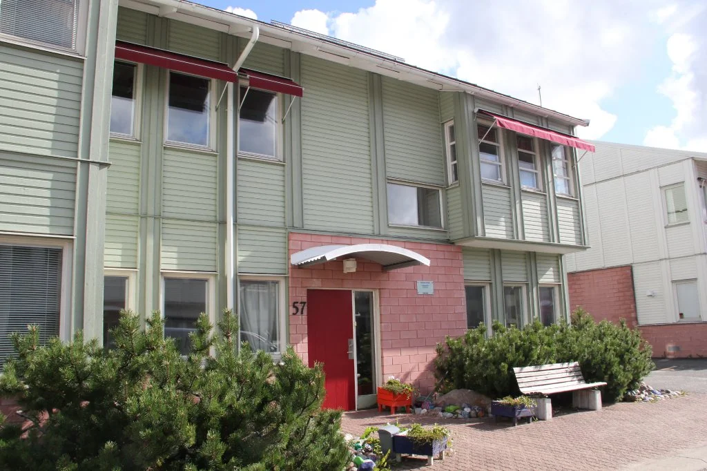 Lansen 13, 14, 15 – kommersiell fastighet i Täby